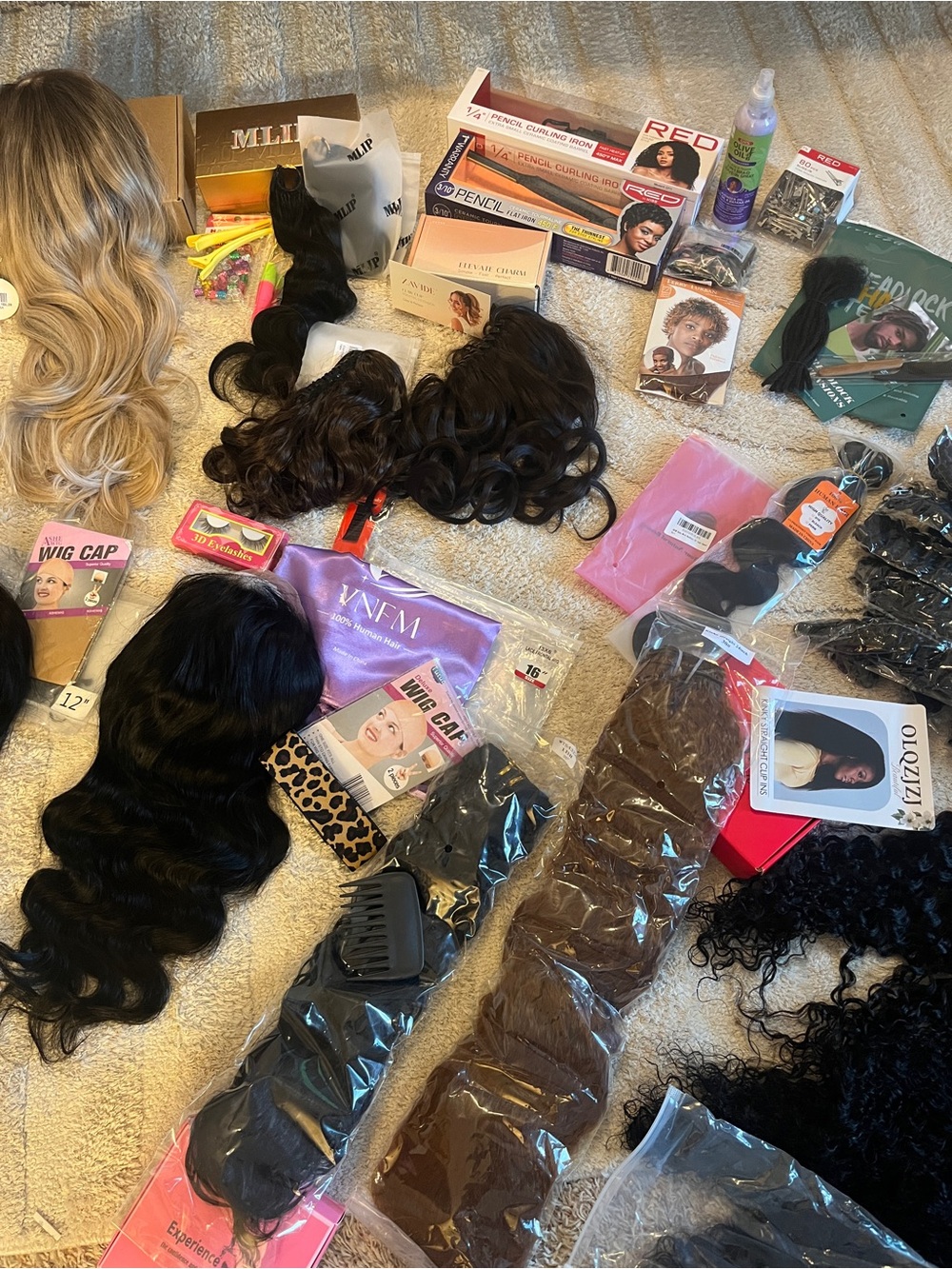 NWT Huge Assorted Hair Extensions & Wigs & Accessories both Human and Synthetic - Picture 4 of 13